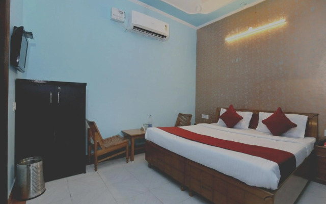 OYO 9229 GMG Hotel