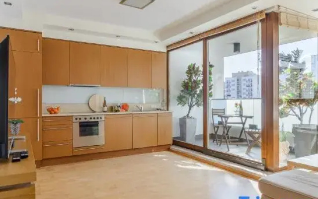 Lumina luxury 3-rooms apart in Warsaw