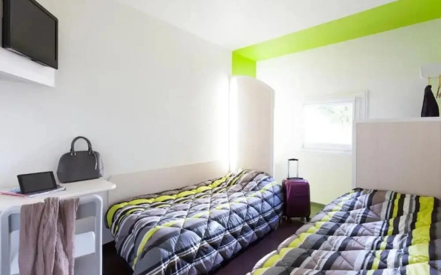 Unisotel Ex Hotel F1