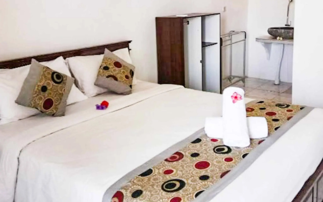 Reynold Artha Guest House