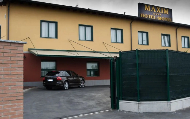 Hotel Maxim