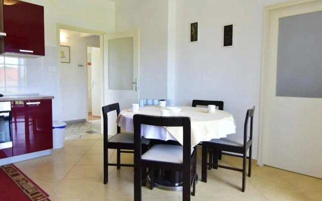 Sea View Apartment in Umag