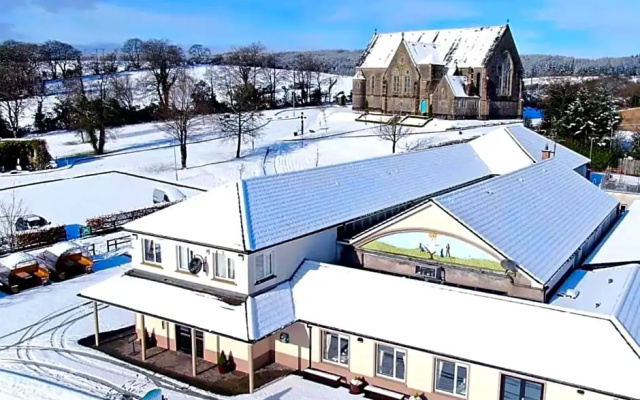 Sliabh Beagh Hotel