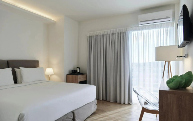 NLH MATI Seafront - Neighborhood Lifestyle Hotels
