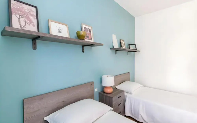 Bright & Relaxing Full Apartment