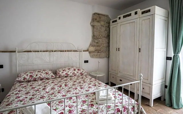 Massignano 116 (Adults Only)