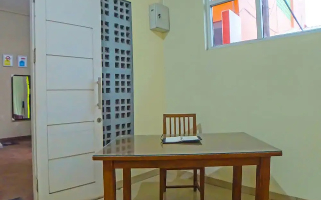 Hotel O Sukowati