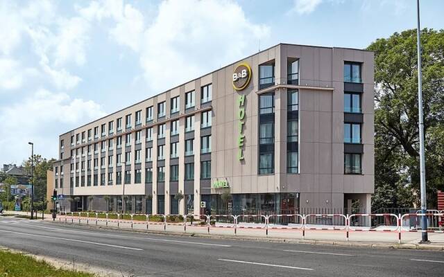 B&B Hotel Kraków Centrum Краков вид на фасад
