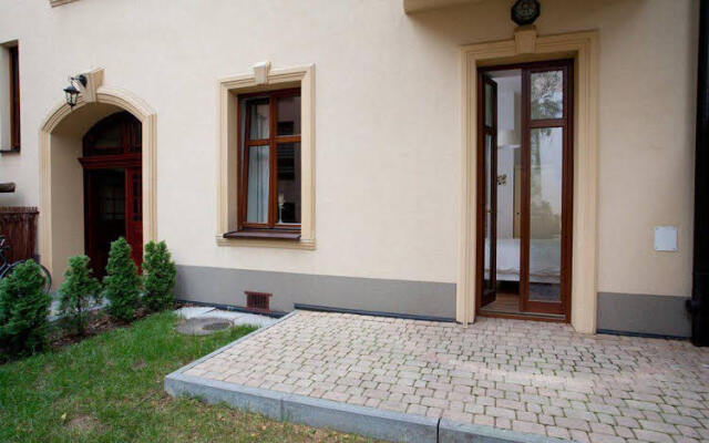 Отель Chodkiewicza Luxury Apartments Amstra Польша, Краков - отзывы, цены и фото номеров - забронировать отель Chodkiewicza Luxury Apartments Amstra онлайн вид на фасад
