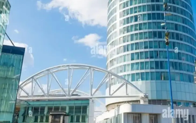 Cityscape Apartment in Rotunda Bham