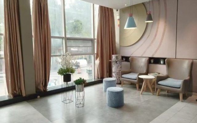 Homeinn Pebble Hotel (Zibo Yiyuan Lushan Road)
