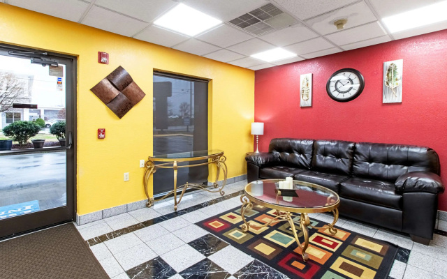 Quality Inn & Suites Dickson