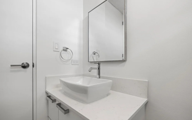 Otium Rentals Cozy Charming Vacation Rental