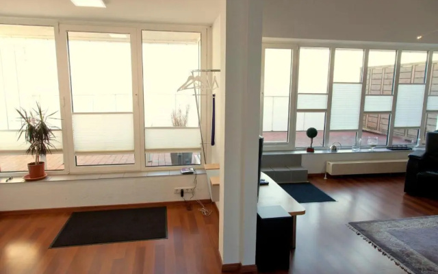 Apartment 37