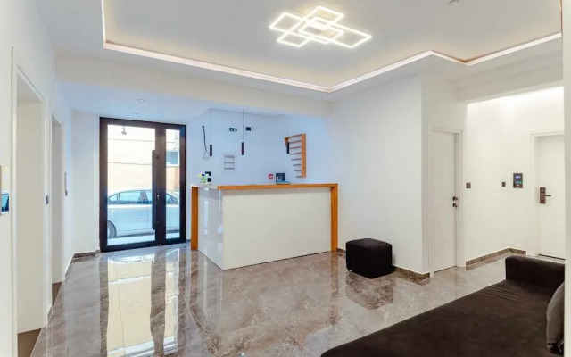 Gloan Suites
