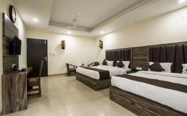 Hotel Mahajan International