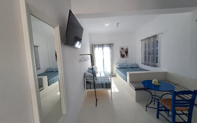 Kalimera Serifos Studio