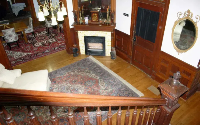 Angels Nest Bed and Breakfast