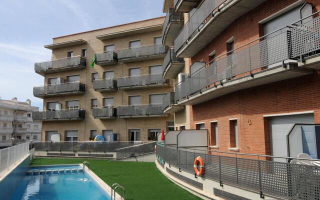 Отель Apartaments AR Espronceda Испания, Бланес - отзывы, цены и фото номеров - забронировать отель Apartaments AR Espronceda онлайн вид на фасад