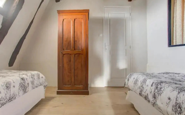 Cozy Vacation Home in Nouvelle-aquitaine