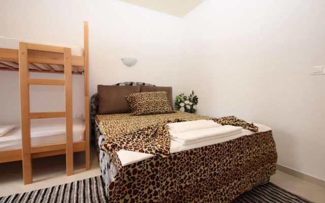 Guesthouse Emina