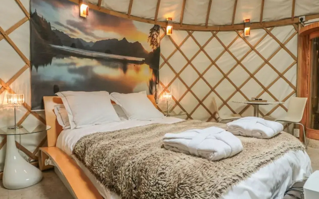 Island Yurt