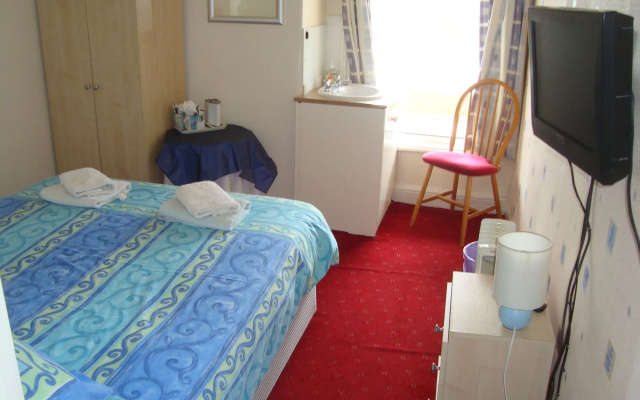 Tuxford House Hotel