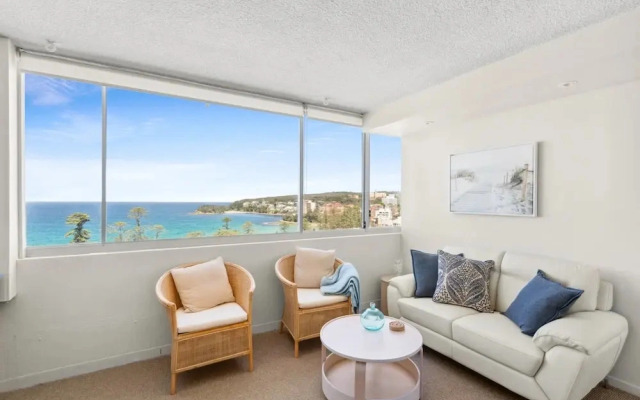 Wake Up to the Ocean: 1-bed With Pool & Views