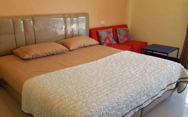 Chill House Hotel