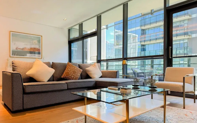Aya - Sophisticated 1BR Apartment in CityWalk with Views