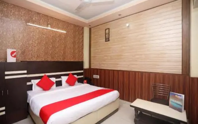OYO 18541 Hotel Haridev