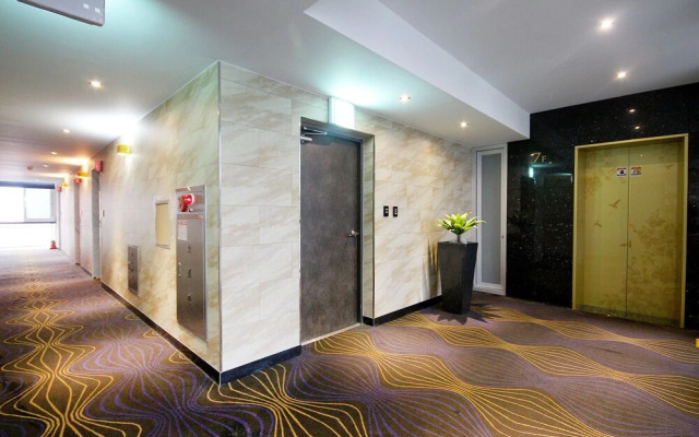 Wate Hotel