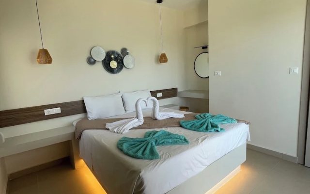 Tamaris Suites