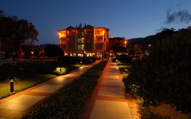 Marti La Perla Hotel Турция, Мармарис - 1 отзыв об отеле, цены и фото номеров - забронировать отель Marti La Perla Hotel - All Inclusive - Adult Only онлайн вид на фасад