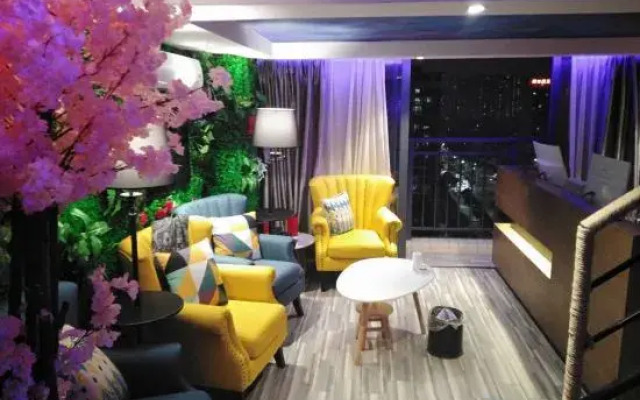 Wego Theme Apartment (Foshan Zumiao Branch)