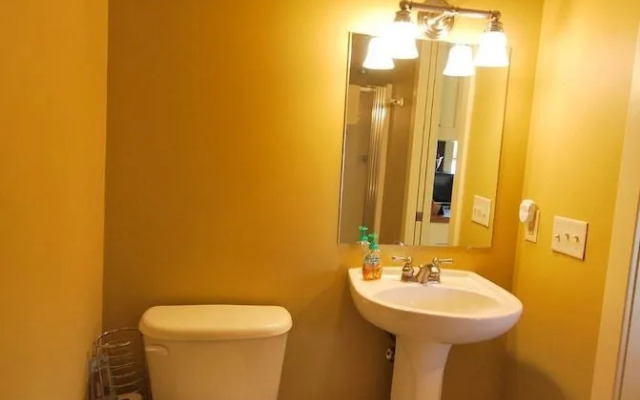 The Oriole - Studio Apartment, Sleeps 2