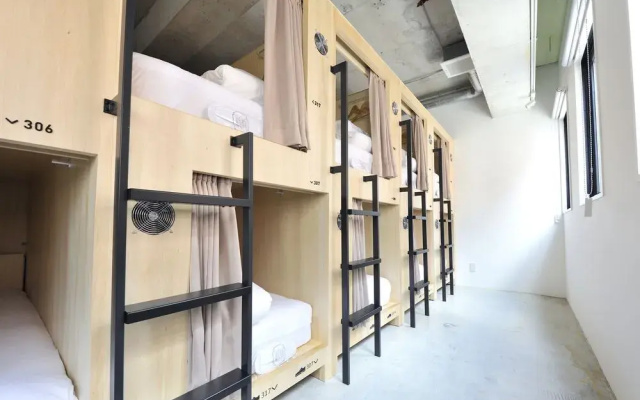 Rakuten Stay Hostel Art Cafe Bar Osaka Shinsaibashi