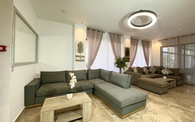 Aegean Pearl