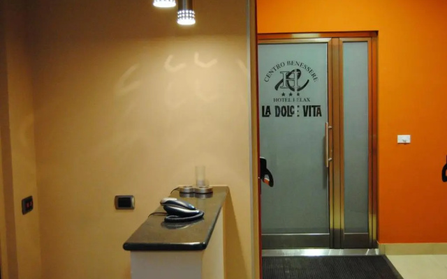 Hotel Relax