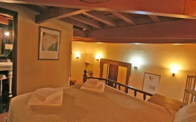 Travel & Stay Pantheon Apartments
