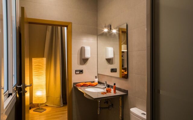 Отель Born Barcelona Hostel - Adults Only Испания, Барселона - отзывы, цены и фото номеров - забронировать отель Born Barcelona Hostel - Adults Only онлайн
