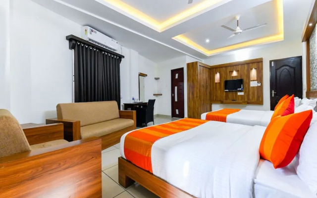 OYO 11069 Hotel Hisham Suits