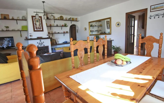 Villa in Mijas With Private Pool