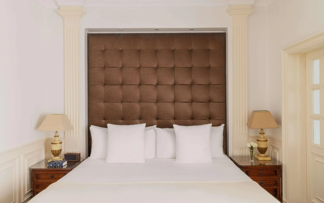 Gran Melia Fenix - The Leading Hotels of the World