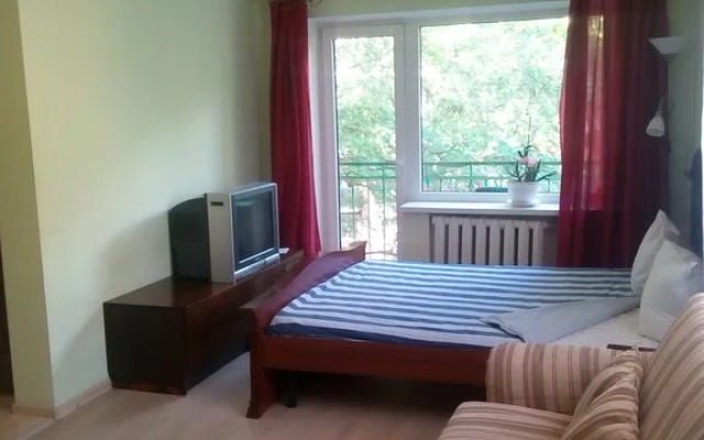 Na Zhitomirskoj Apartments