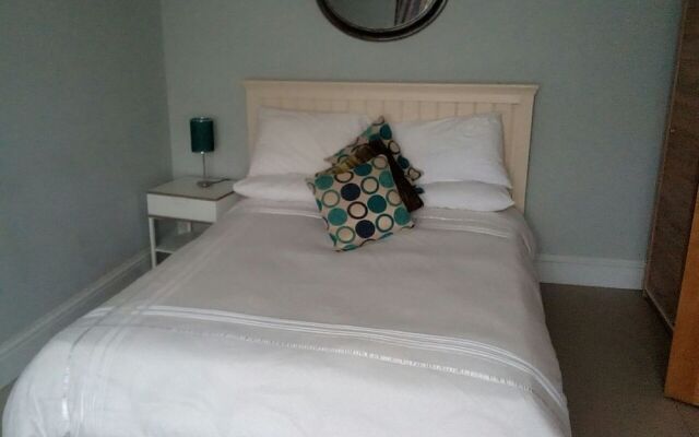 Апартаменты Lord Apartment Spintex Road Accra комната для гостей