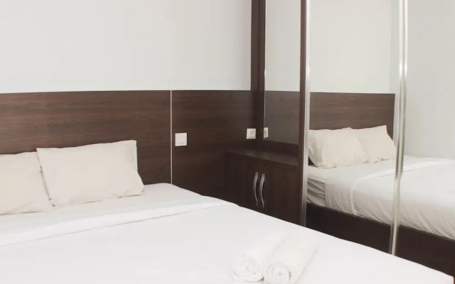 Homey And Minimalist 2Br At Patraland Urbano Apartment