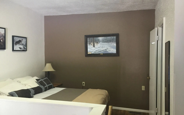 The Brookside Motel Keystone Near Mt Rushmore