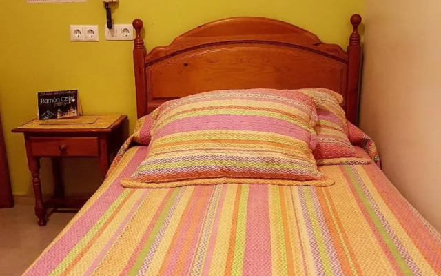 Hostal Ramón y Cajal