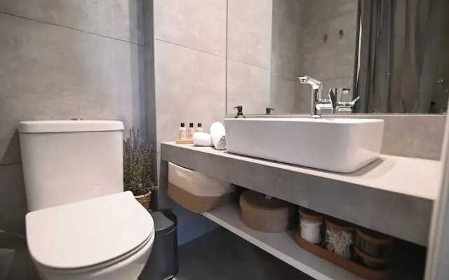 Nueva Upscale by Neuvel